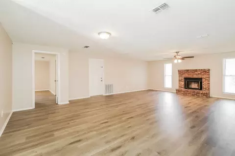 2759 Sharpes Ct, Orange Park, FL 32065 photo 4