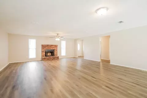 2759 Sharpes Ct, Orange Park, FL 32065 photo 5
