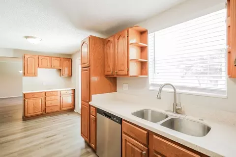 2759 Sharpes Ct, Orange Park, FL 32065 photo 9