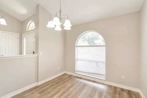909 Vassar Dr, Eustis, FL 32726 photo 7