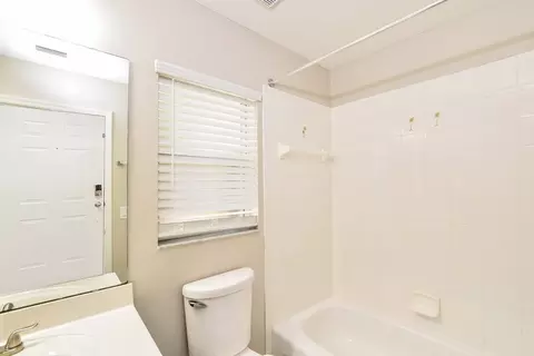 909 Vassar Dr, Eustis, FL 32726 photo 14