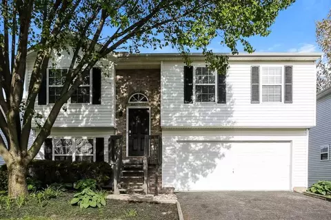 326 Grandlin Park Dr, Blacklick, OH 43004