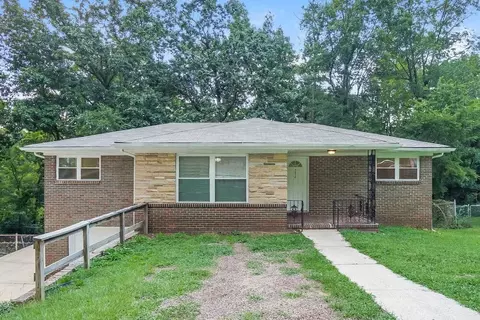 752 Barclay Ln, Birmingham, AL 35206