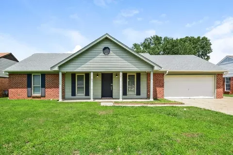 2621 Pintail Dr, Horn Lake, MS 38637