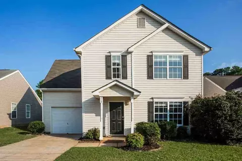 715 Almora Dr, Charlotte, NC 28216