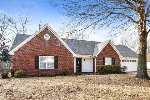 5205 Plum Tree Dr, Southaven, MS 38671