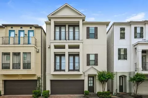9601 Pemberton Crescent Dr, Houston, TX 77025