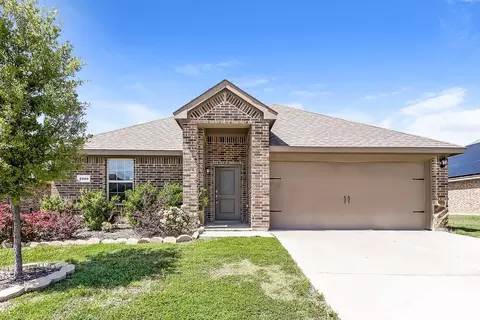 2520 Caden Ct, Forney, TX 75126