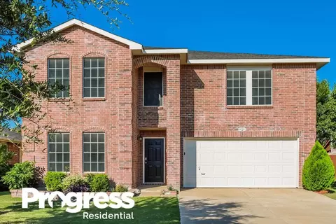 9121 Napa Valley Trl, Fort Worth, TX 76244