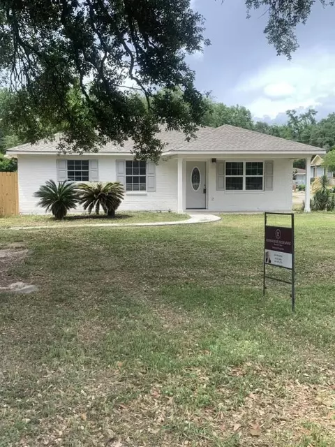 720 W Railroad St, Long Beach, MS 39560