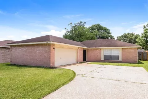 8514 Forest Point Dr, Humble, TX 77338