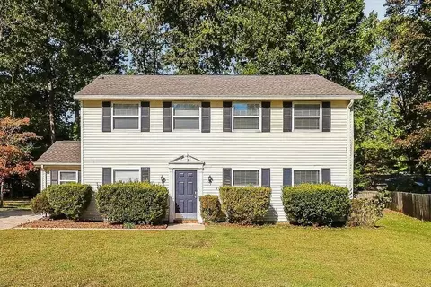 605 Bundy Cir, Charlotte, NC 28211