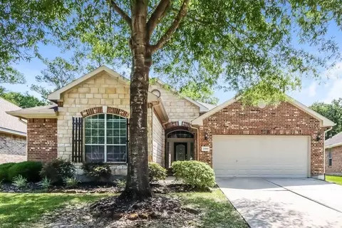 25589 Oakhurst Forest Dr, Porter, TX 77365