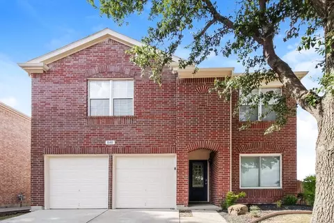 848 Lariat Dr, Saginaw, TX 76131