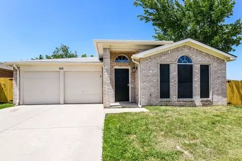 415 Faircrest Dr, Arlington, TX 76018