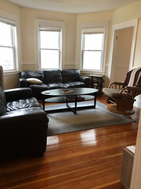 130 Central St #1, Somerville, MA 02143
