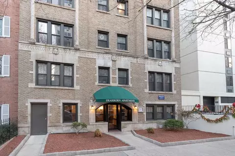 1347 N Dearborn St #306, Chicago, IL 60610