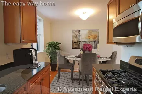 60 Brattle St #405, Cambridge, MA 02138