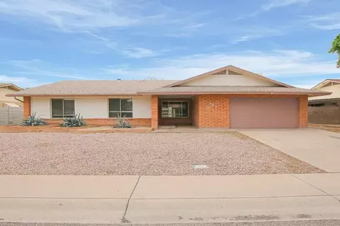 301 E Keogh Dr, Phoenix, AZ 85022