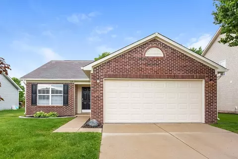 126 Thistlewood Dr, Greenfield, IN 46140