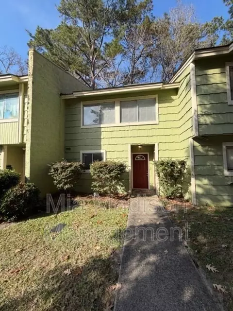 527 Tibet Ave #3, Savannah, GA 31406