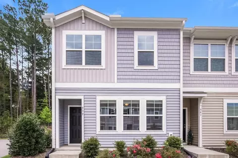 539 Landing View Dr, Wendell, NC 27591
