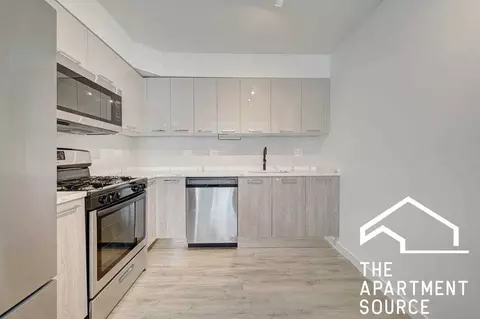 7621 N Sheridan Rd #1F, Chicago, IL 60626