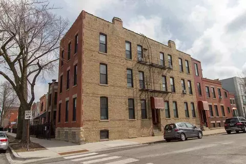 2327 W Ohio St #1F, Chicago, IL 60612