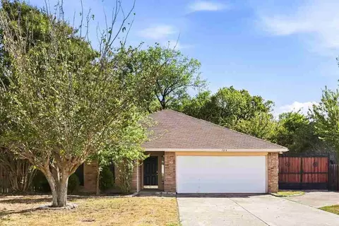 704 Mimosa Trl, Cedar Hill, TX 75104