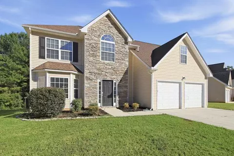 357 Cobblestone Ct, Hampton, GA 30228 photo 4