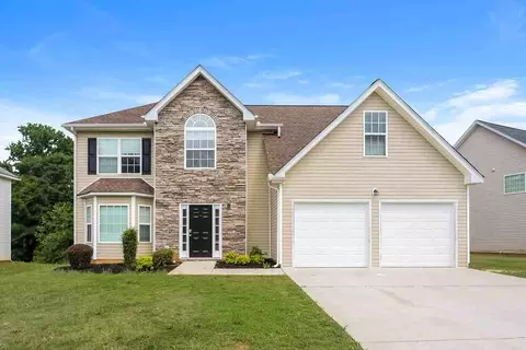 357 Cobblestone Ct, Hampton, GA 30228
