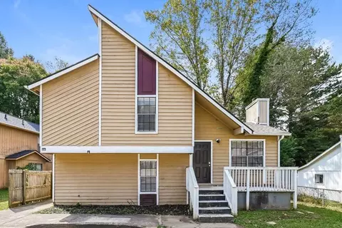 806 Durham Xing, Stone Mountain, GA 30083