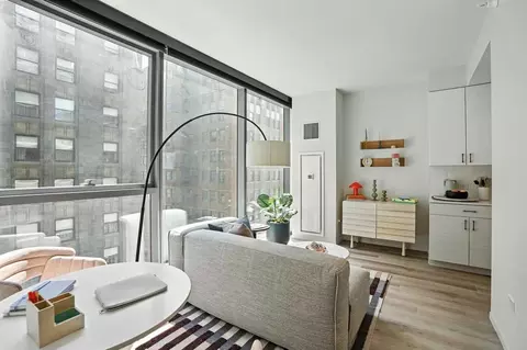 88 E Wacker Pl, Chicago, IL 60601