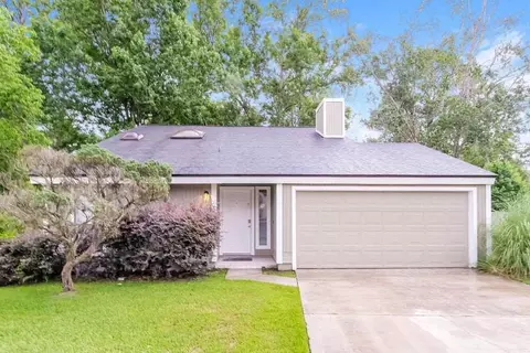 6911 Coleus Ct, Jacksonville, FL 32244