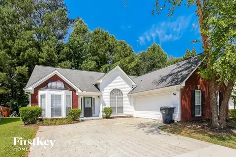 510 Sunnyside Dr, Lawrenceville, GA 30044
