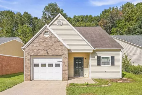 4522 Rock Creek Cir, Trussville, AL 35173