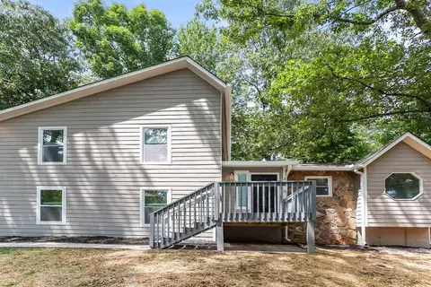 392 Doeskin Ln SE, Smyrna, GA 30082