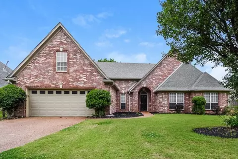 2704 Greencliff Dr, Southaven, MS 38672