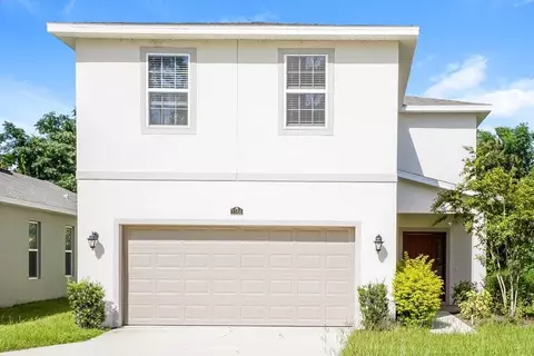 1164 Atlantic Ave, Fruitland Park, FL 34731