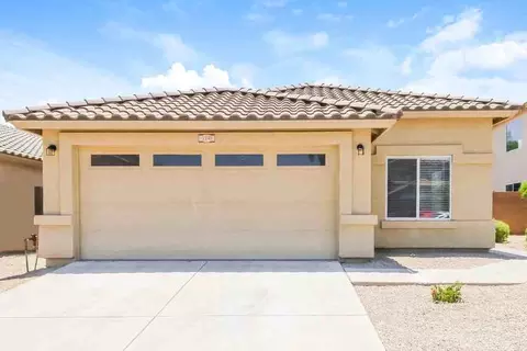 3341 W Yellow Peak Dr, Queen Creek, AZ 85142