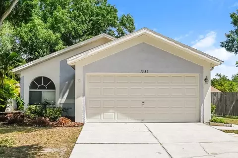 1336 Mohrlake Dr, Brandon, FL 33511