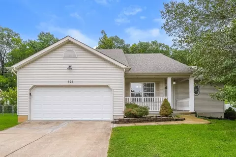 626 Friedberg Dr, Herculaneum, MO 63048