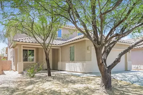 6851 W Leeward Cove Way, Valencia West, AZ 85757