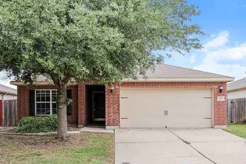 10009 Quail Glen Dr, Fort Worth, TX 76140