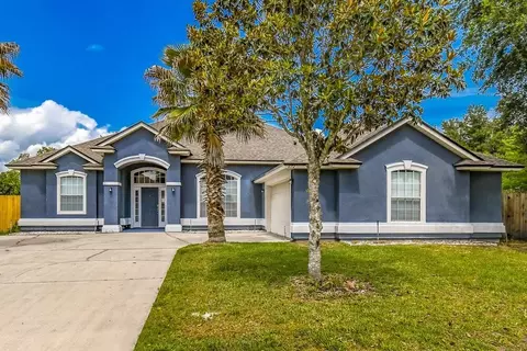 672 Mandy Oaks Dr, Jacksonville, FL 32220