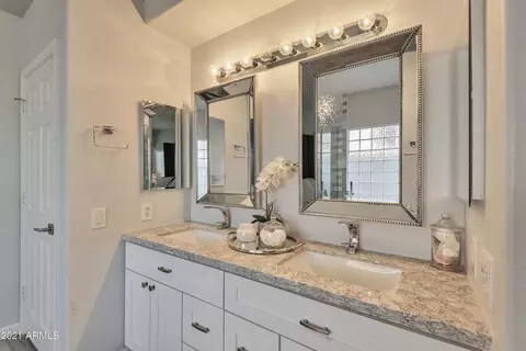 4536 E Rowel Rd, Phoenix, AZ 85050 photo 18