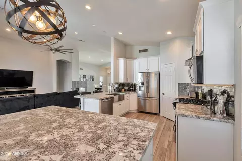 4536 E Rowel Rd, Phoenix, AZ 85050 photo 5