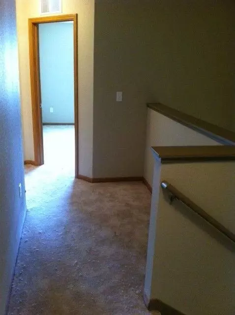 1500 Abraham Pkwy #3, Dickinson, ND 58601