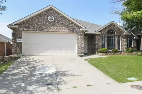 7933 Greengate Dr, Dallas, TX 75249