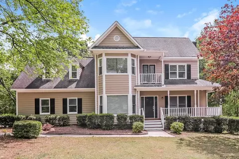 5004 Rossmore Dr, Fuquay Varina, NC 27526